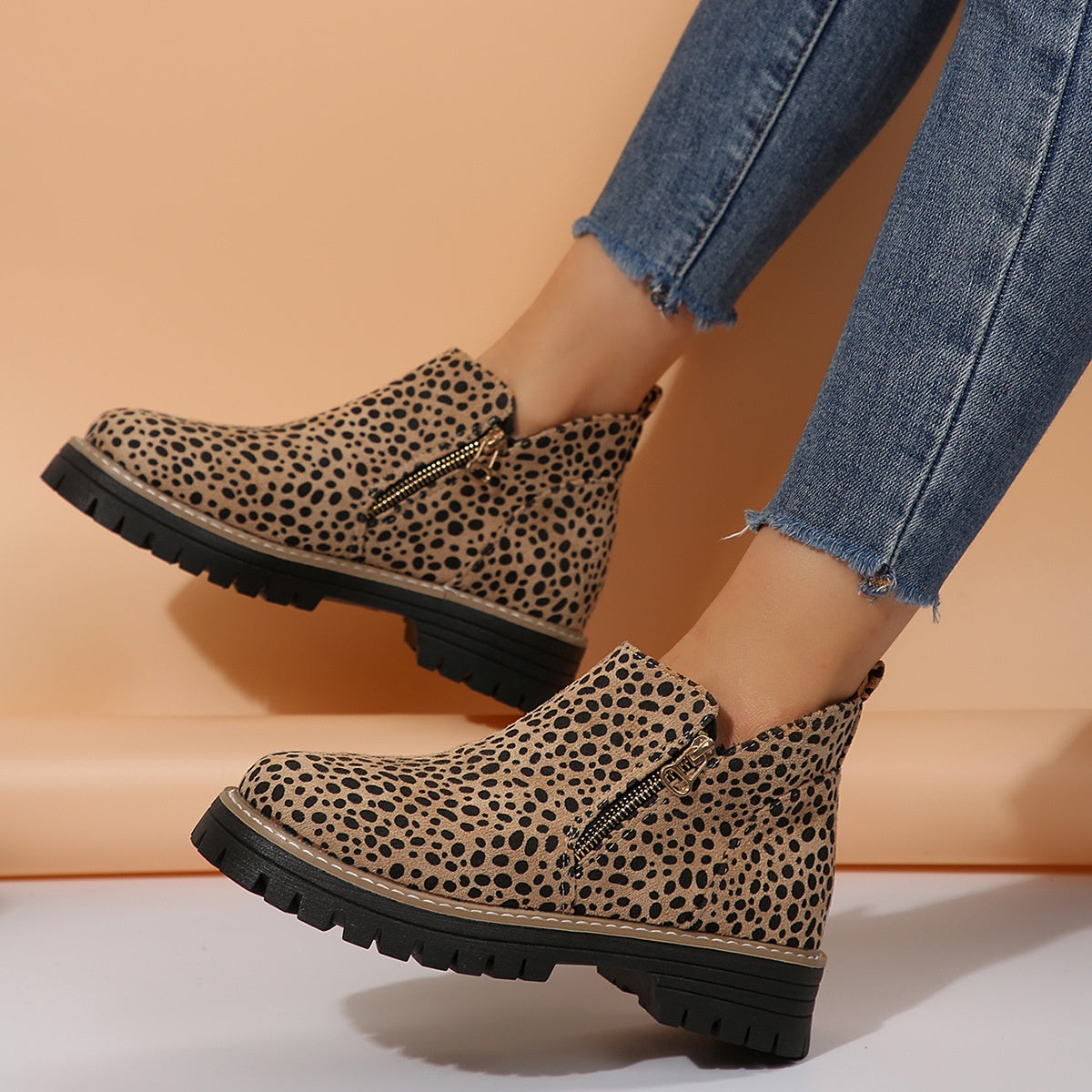 Bottines à fermeture zippée et semelle crantée élégante