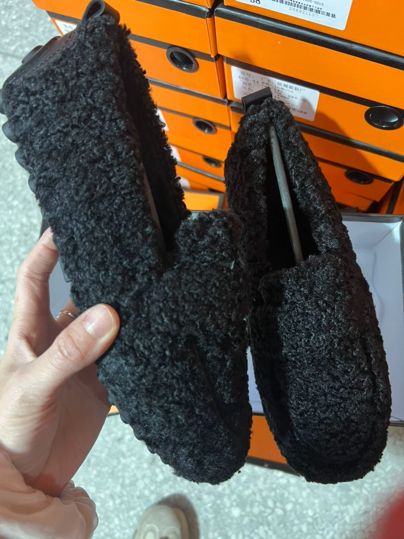 Mocassins Douillets à Enfiler avec Finition Texturée Élégante